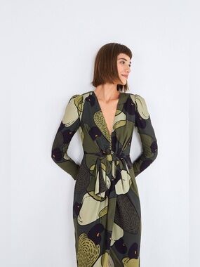 Farm Rio Military Cashew Wrap Dress Midi Green Print Belted M Flawed